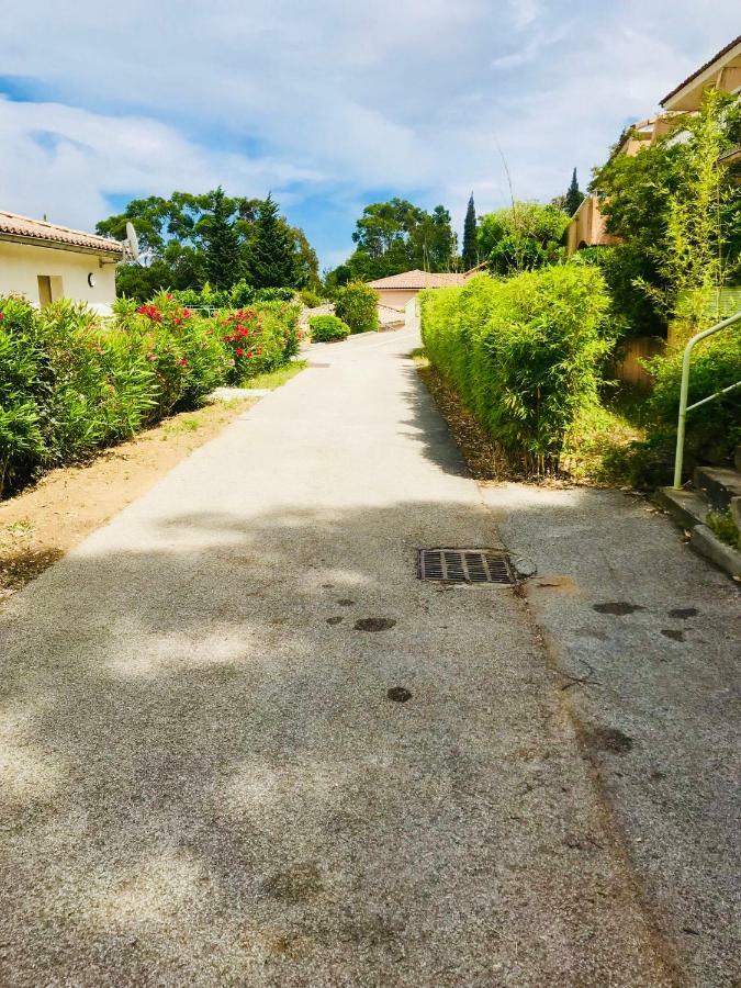 Mazet « Domaine De La Pinede » Lejlighed Le Lavandou Eksteriør billede